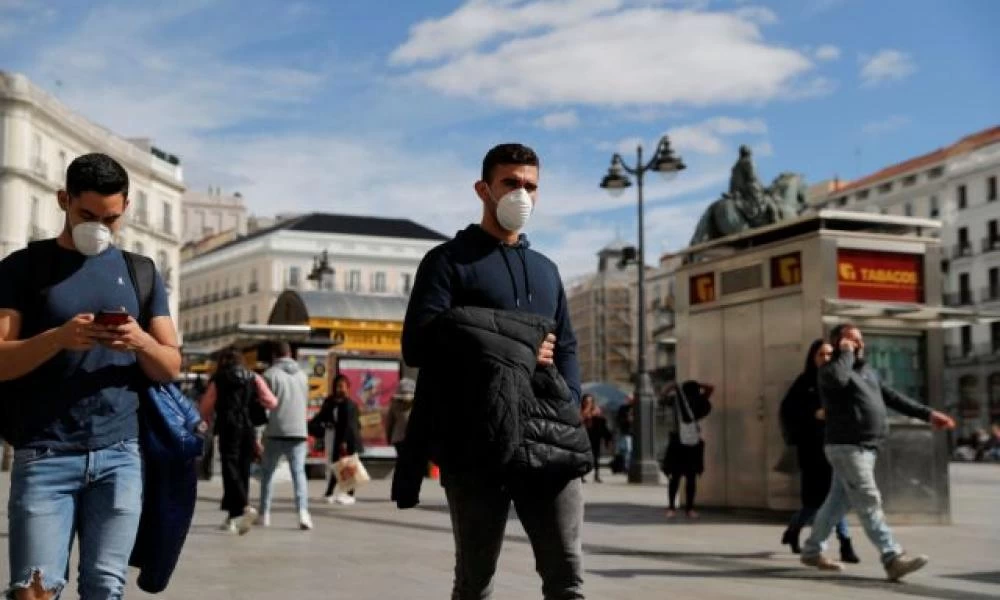 Ισπανία: Eμφανίστηκε το πρώτο κρούσμα της παραλλαγής Όμικρον